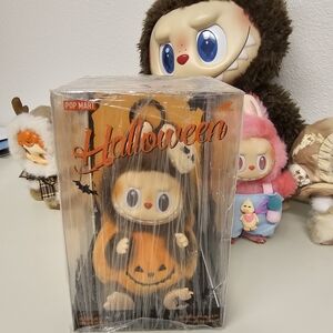 THE MONSTERS LABUBU SITTING PUMPKIN